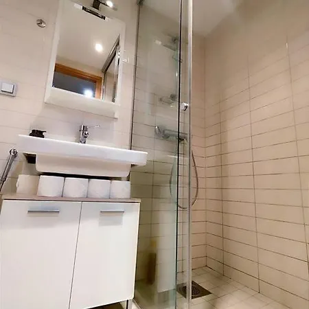 Enjoy Luxury And Convenience @best Area Of Apartment Tallinn